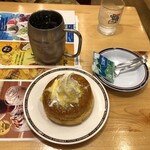 コメダ珈琲店 - シロノワールジューシーパインとアイスコーヒーたっぷりサイズ