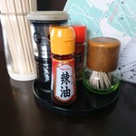 ラーメン冬冬 - 卓上の調味料
