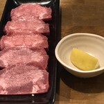 焼肉大門 - たん塩  1000円くらい