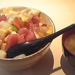 鮮魚・お食事処 山正 本店 - 店の一番人気「山正丼」８００円です。