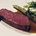 エスキス - シストロン産仔羊のブレゼ　ヒヨコ豆　よもぎ