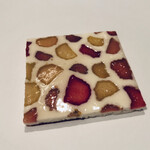 エスキス - ルバーブ　ココナッツ