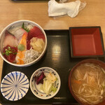 Ryoutei Hamaya - 海鮮丼