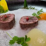 Ise-Shima Gibier Bambi - バンビのステーキ　低温調理　桃のソース