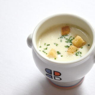 カフェ&ブラッスリー ポール・ボキューズ_0