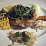 Rarutorakampani - 鶏もも肉のグリエ、クレソンガーリックソース。