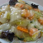 王様 - エビ餡掛け焼そば！  見るからに旨そう！エビが一杯！