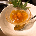 鳥田中 - 冷製の雲丹入り鶏スープ