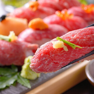 とろける肉寿司10種も 肉寿司含む約100種以上3時間飲み放題付き食べ飲みコース3480円 2480円 札幌 蟹ジンギスカン 贅沢食材西原 にしはら すすきの 市営 居酒屋 食べログ とろける肉寿司10種も 肉寿司含む約100種以上3時間飲み放題付き食べ飲みコース3480円 2480円 札幌 蟹ジンギスカン 贅沢食材西原 にしはら すすきの 市営 居酒屋 食べログ