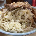 ラーメン富士丸 - 【再訪】ラーメン(ちょいアブラ,ニンニク少し)