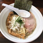 濃麺 海月 - にぼしらーめん800円