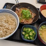 Yoshinoya - 牛たん麦とろ御膳