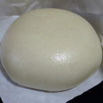 肉まん研究所 - あんまん180円