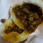 肉まん研究所 - 四川肉味噌まん