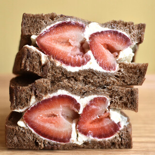 バイキングベーカリー エフ_1