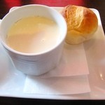 マリベン - ('12/6)セットのパンとスープ