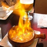 マリベン - ('12/6)小エビのニンニクオイル煮　こんな派手な演出ででてきます