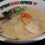 イップウドウラーメンエクスプレス - とんこつラーメン