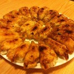 餃子 照井 - 円盤餃子（1,100円）