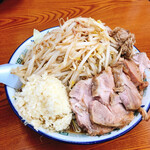 麺や つかさ - この豚野郎らーめん（やさいちょい増し、チャーシュー2倍、にんにく増し、もやらげ、脂抜き）