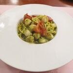 Antica osteria BACIO - 小柱・フレッシュトマト・タリオリーニ バジルペースト（+ 300円）。　　　　　2020.07.12