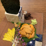 三彩 - 生雲丹と桑名海苔