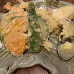 三彩 - 天ぷらの盛り合わせ