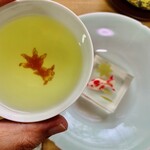 虎屋菓寮 - 琥珀製『若葉蔭』