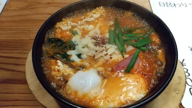 チヂミのやすす 本町 韓国料理 食べログ