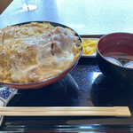 味処酒房なかむら - かつ丼650円