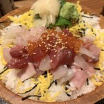 大和屋 半蔵 - 海鮮バラちらし丼定食