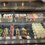 Patisserie Renoir - 