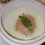 金舌 - 先付　落花生豆腐　枝豆のすり流し