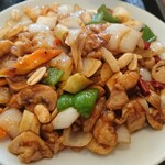 中華料理 隆昌 - 鶏肉の唐辛子炒め