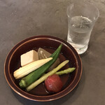 アンツ ミールズ アンド コーヒー バー - 