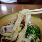 澤正 - 下手くそながらの麺リフト(^_^;)
      きしめんが黒く染まります(^_^;)