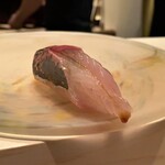たかおか - 千葉県富津市の浜金谷産の鯵　ご主人が捌いている魚体が大きくて肉厚なのにびっくりしましたΣ(￣。￣ﾉ)ﾉ