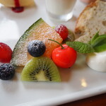 カフェ　ランプ - デザート　フルーツ盛り合わせ
