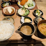 Yamaimono Ooi Ryouri Ten Kawasaki - 山芋屋の気まぐれ ６種のおばんざい定食