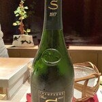 たかおか - ひぇ〜SAON 2007 こんな素敵なシャンパンに一人響めきましたが、隣の連れは「これ凄く美味しいね♪」そりゃそやろ！
      感謝感激雨あられでございますm(_ _)m