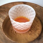 MAISON LAFITE - ＊色も美しい。最初は軽い味わい、最後に「パブリカ」の濃厚な旨味が口に広がります。