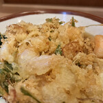 そばの神田 東一屋 - えびに着目する。