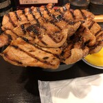 ぶたいち - ミックス豚丼大盛（1260円）