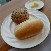 サザンタワーダイニング - 焼きたてパン