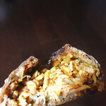 バックシュトゥーベ ツオップ - タンドリーチキン 断面