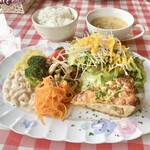 花・ふらんす食堂やまもと - アスパラガスとベーコンのキッシュ＆野菜のお惣菜のプレートランチ(\1,380)