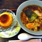 ペロケ - ラーメン自家製プリンセット￥720