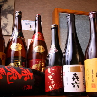 Be particular about shochu and sake! There are over 150 types of drinks available.