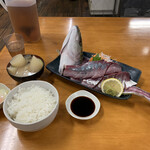 おはよう堂 - つばす刺身定食