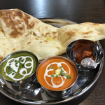 インド・ネパール料理 Jun - スペシャルセット(バターチキンカレー チキンサグカレー(ほうれん草カレー) プレーンナン タンドリーチキン)